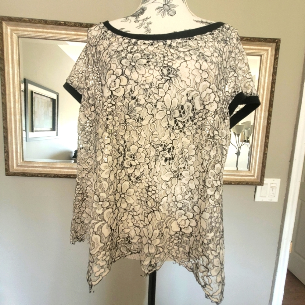 Torrid lace top